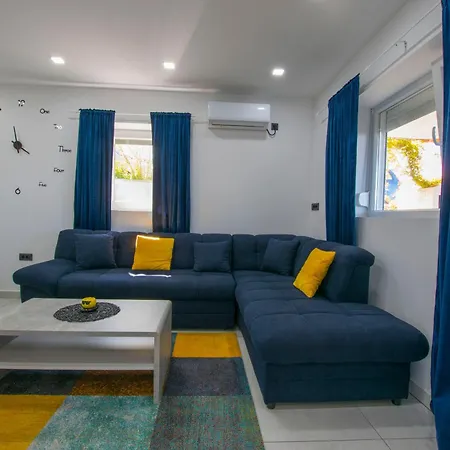 Apartman Nina Novi *